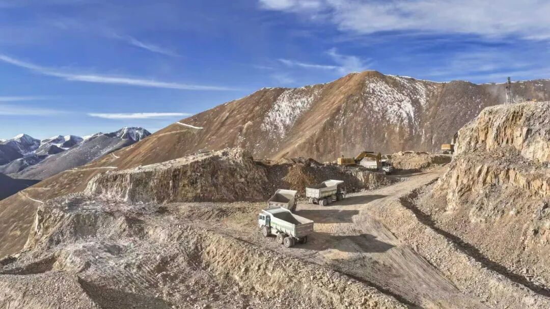 宇礦同行|宇通礦卡受邀參加全球礦業(yè)電氣化峰會(huì)，共繪零碳智慧礦山新藍(lán)圖！